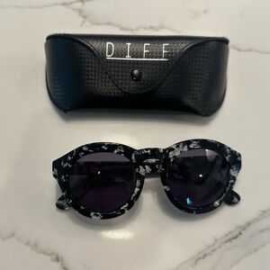 DIFF Black and White Sunglasses